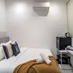 Neu Suites Kl With Daily Breakfast Included