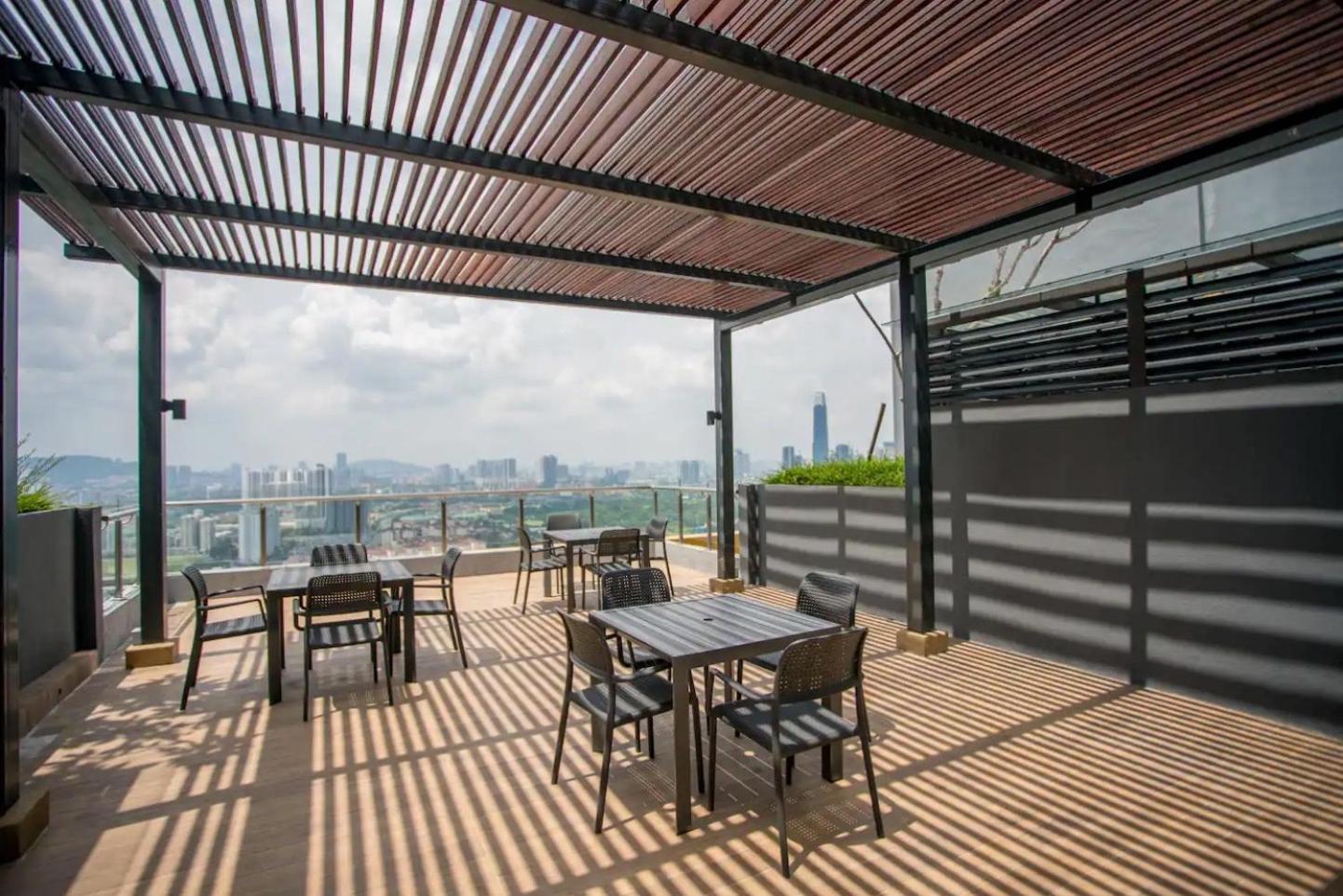 Neu Kl With Daily Breakfast Included Pangsapuri Kuala Lumpur