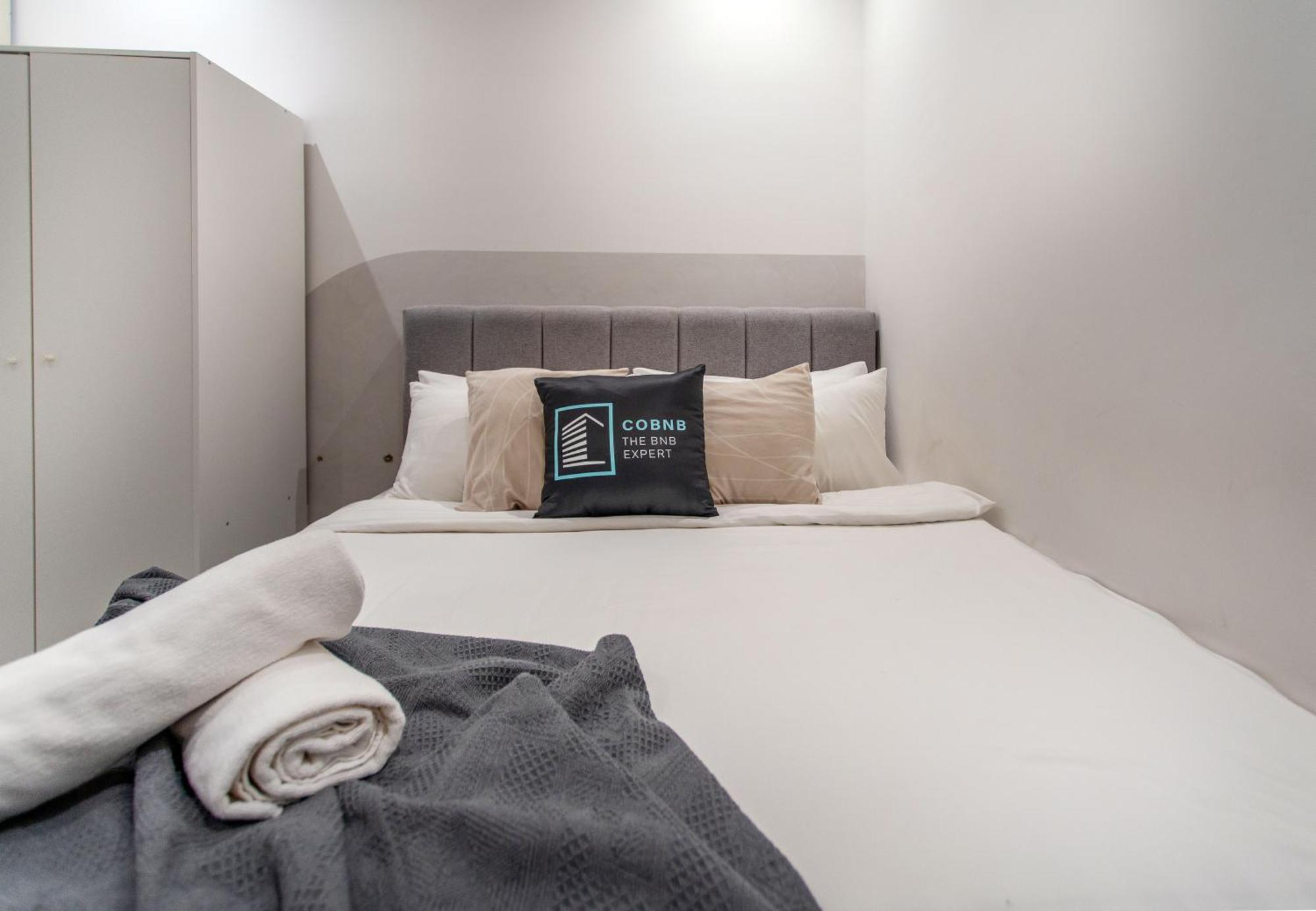 Neu Kl With Daily Breakfast Included * Kuala Lumpur