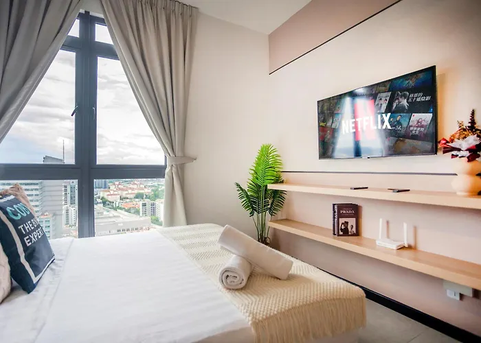 Neu Suites Kl With Daily Breakfast Included