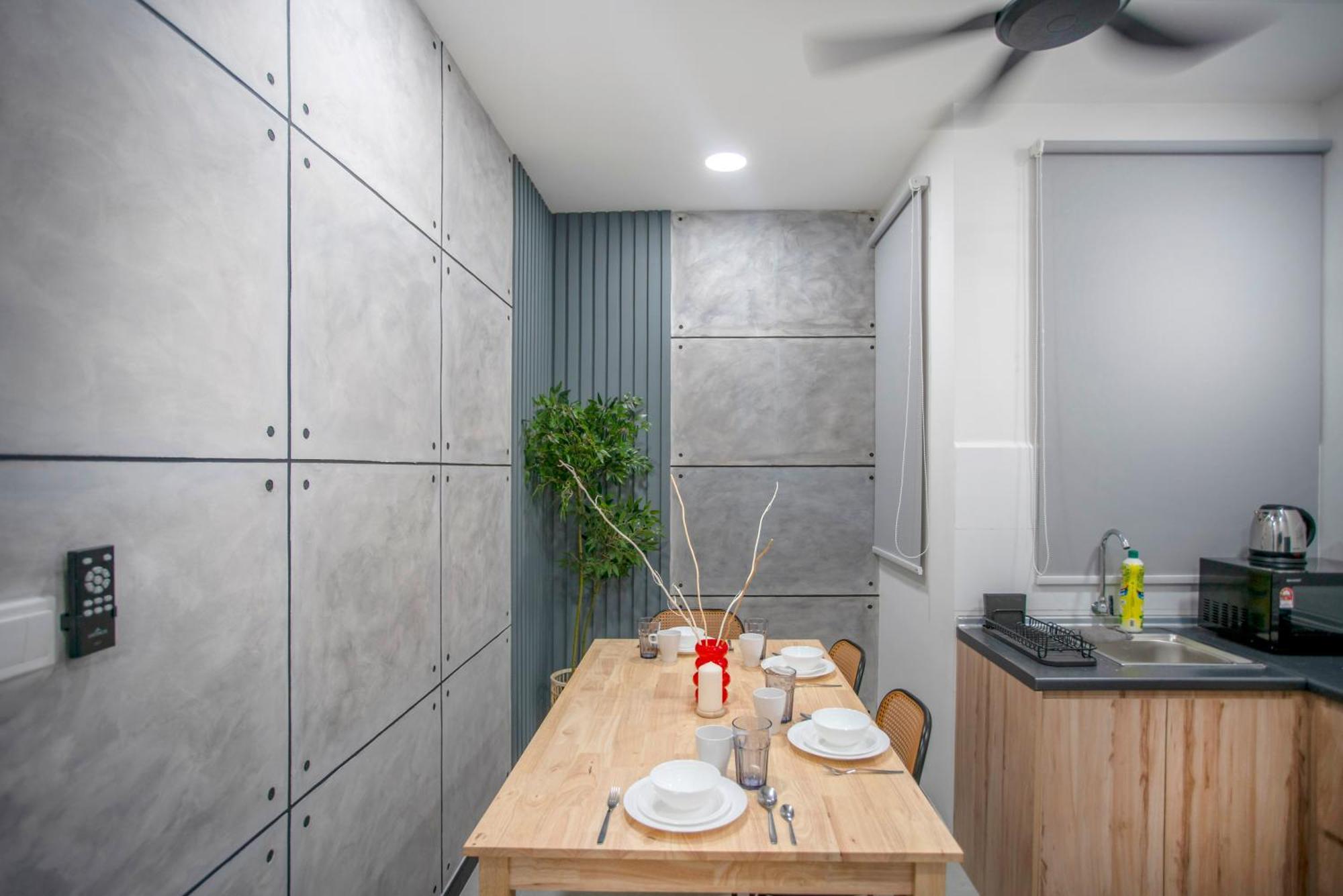 Neu Kl With Daily Breakfast Included Apartment *